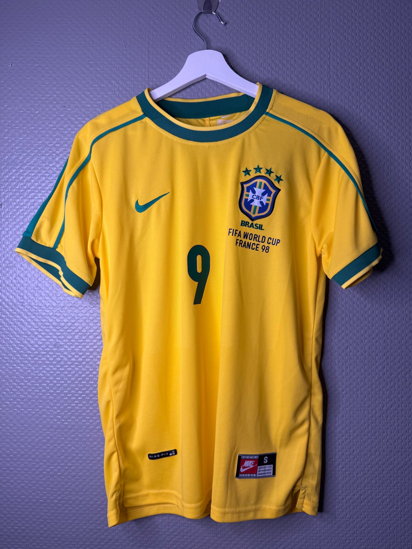 Brasil X Ronaldo - FreshGarmz