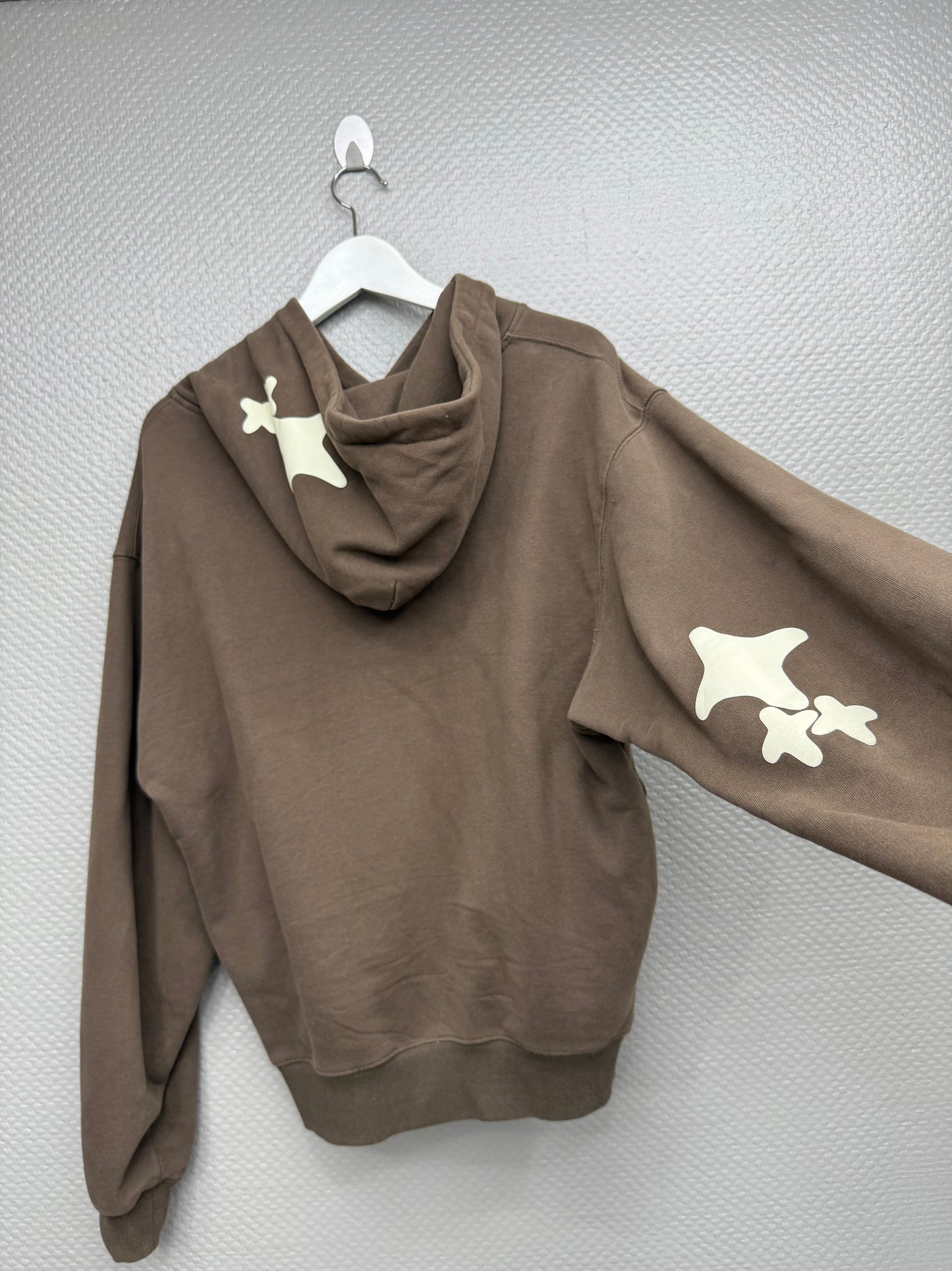 Out of Sight hoodie - FreshGarmz