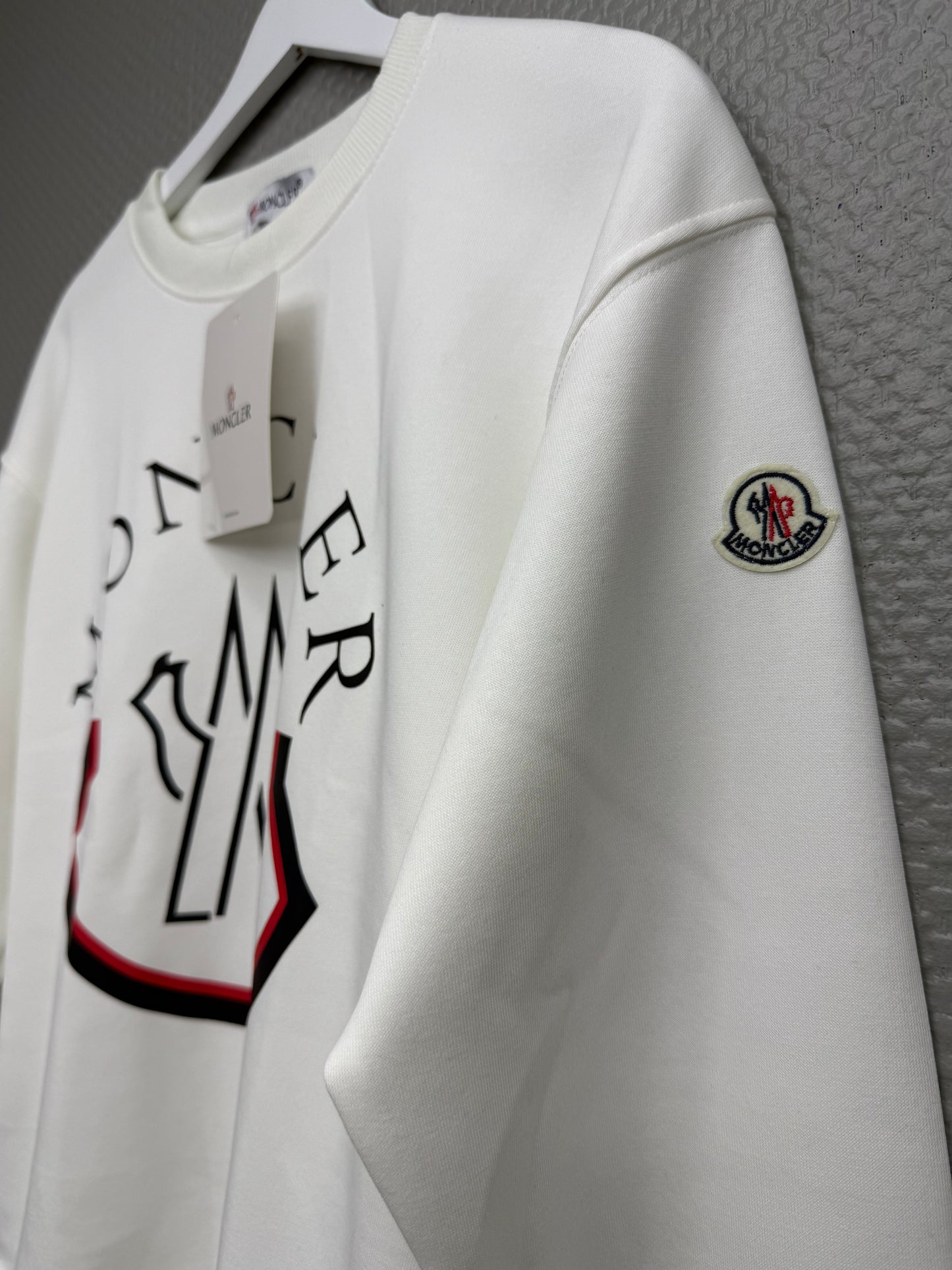 Moncler genser - FreshGarmz
