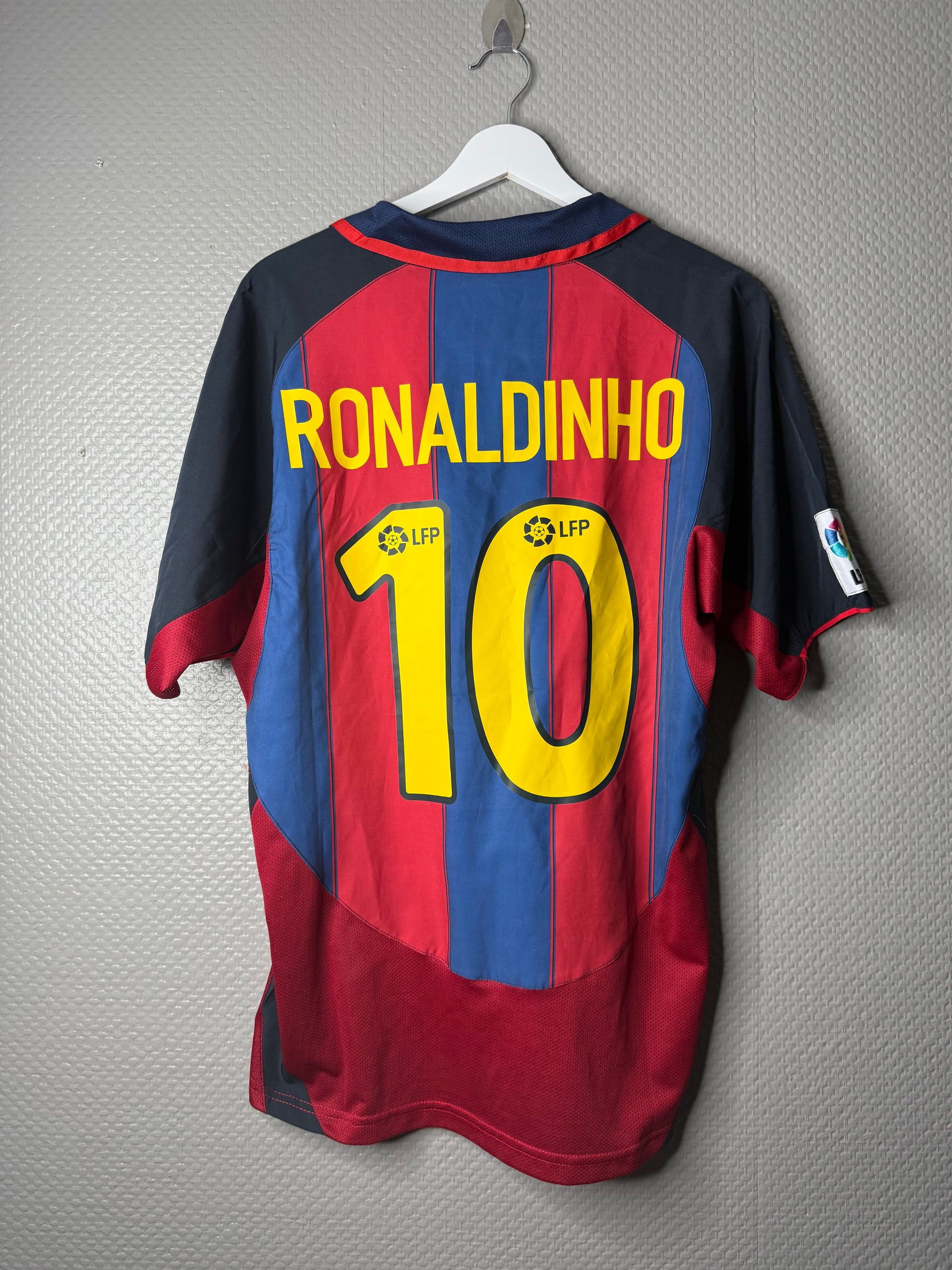 Barcelona x Ronaldinho - FreshGarmz